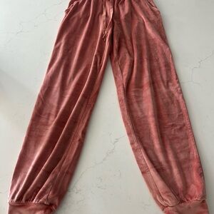 Victoria's Secret ON POINT Blush Velvet Joggers